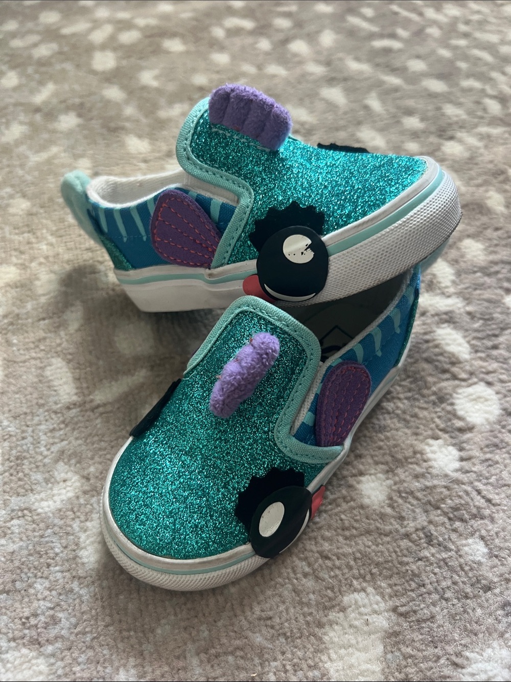 Toddler 6 Teal Glitter Fish Slip-On Vans Sneakers